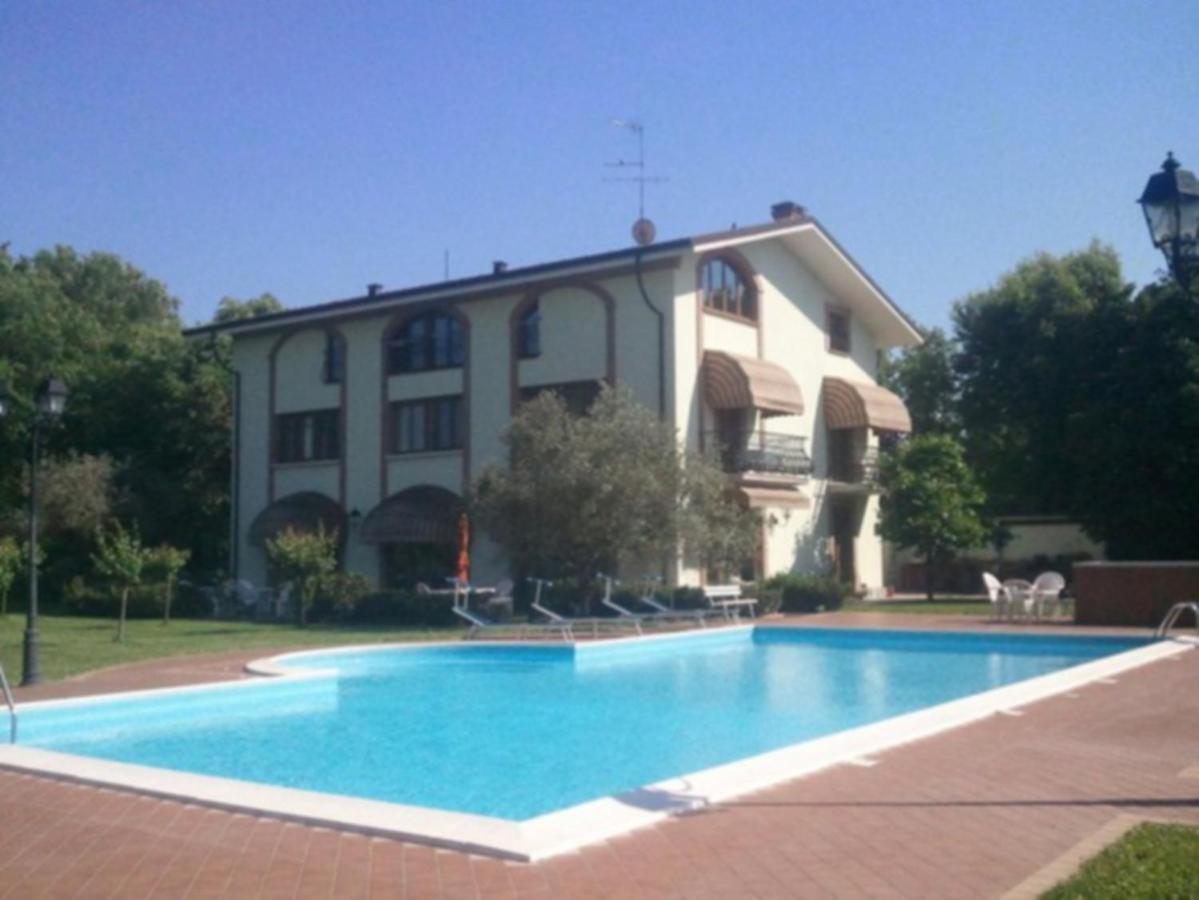 Agriturismo Corte Trincerone Мантуя Екстер'єр фото